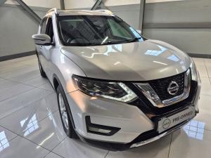 Nissan X-Trail 2.5 4x4 Acenta Tech - Image 2