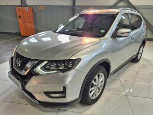 Nissan X-Trail 2.5 4x4 Acenta Tech - Image 6