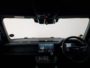 Land Rover Defender 110 D350 X-Dynamic HSE - Image 8