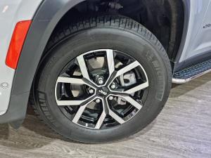 Jeep Grand Cherokee L 3.6 4x4 Limited - Image 8