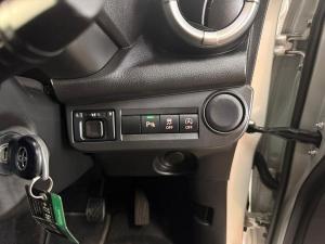 Toyota Vitz 1.0 XR manual - Image 24
