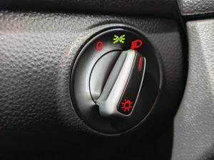 Volkswagen Polo Vivo hatch 1.4 Trendline - Image 11