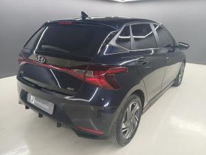 Hyundai i20 1.0T Fluid manual - Image 2