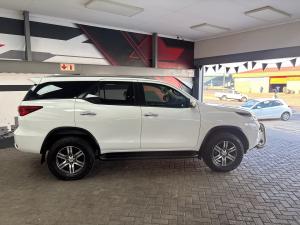 Toyota Fortuner 2.4GD-6 - Image 3