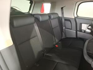 Toyota FJ Cruiser FJ Cruiser - Image 16
