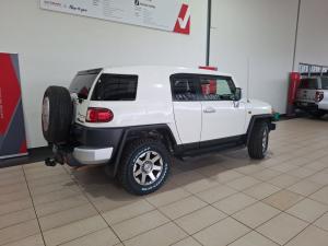 Toyota FJ Cruiser FJ Cruiser - Image 2