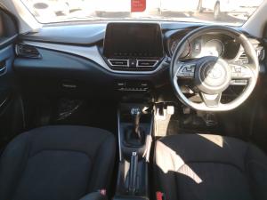 Toyota Starlet 1.5 XR manual - Image 6
