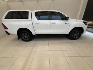 Toyota Hilux 2.4GD-6 double cab Raider auto - Image 3