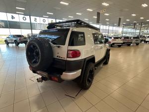 Toyota FJ Cruiser FJ Cruiser - Image 2