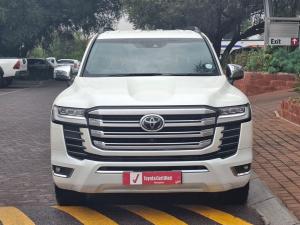 Toyota Land Cruiser 300 3.3D ZX - Image 4