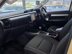 Toyota Hilux 2.4GD-6 double cab 4x4 Raider X auto - Image 7