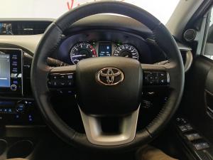 Toyota Hilux 2.8GD-6 48V double cab Raider - Image 8