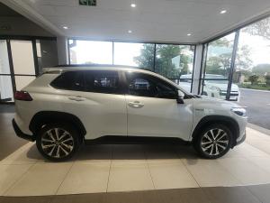 Toyota Corolla Cross 1.8 XR Hybrid - Image 3