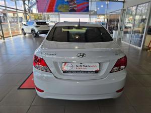 Hyundai Accent 1.6 GL/MOTION - Image 4