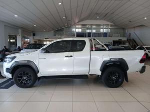 Toyota Hilux 2.8 GD-6 RB Legend 4X4 automaticE/CAB - Image 3
