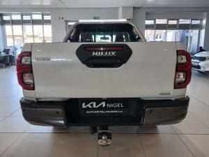 Toyota Hilux 2.8 GD-6 RB Legend 4X4 automaticE/CAB - Image 4