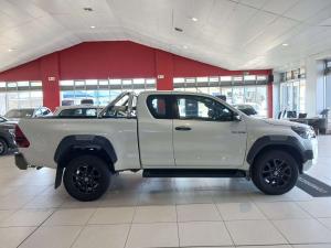 Toyota Hilux 2.8 GD-6 RB Legend 4X4 automaticE/CAB - Image 6