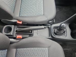 Volkswagen Polo Vivo hatch 1.4 Life - Image 11