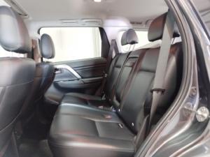 Mitsubishi Pajero Sport 2.4DI-D 4x4 Exceed - Image 17