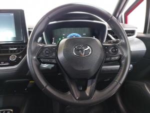 Toyota Corolla 1.8 Hybrid XS - Image 7