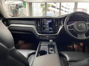 Volvo XC60 B5 AWD Plus Dark - Image 11