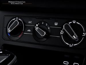 Volkswagen Polo hatch 1.0TSI Life manual - Image 16