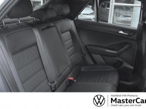 Volkswagen T-Roc 2.0TSI 4Motion R-Line - Image 9