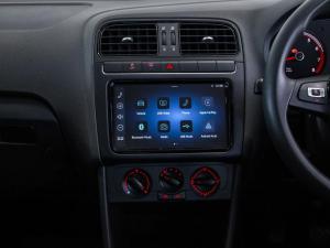 Volkswagen Polo Vivo hatch 1.4 - Image 17
