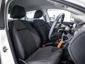 Volkswagen Polo Vivo hatch 1.4 - Image 11