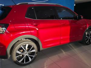 Volkswagen T-Cross 1.0TSI R-Line - Image 5