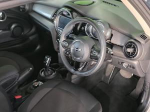MINI Hatch Cooper Hatch 3-door - Image 12