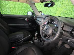 MINI Hatch Cooper Hatch 3-door - Image 16