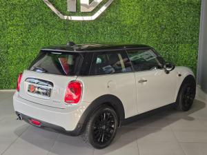 MINI Hatch Cooper Hatch 3-door - Image 3
