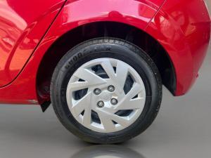 Hyundai Grand i10 1.0 Premium hatch - Image 13