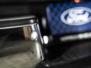 Volkswagen Amarok 2.0BiTDI double cab Highline 4Motion auto - Image 13