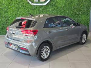 Kia Rio hatch 1.4 LS auto - Image 3