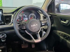 Kia Rio hatch 1.4 LS auto - Image 9