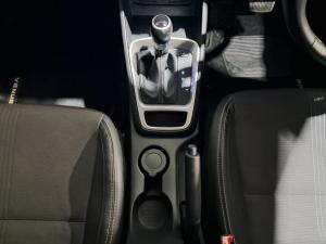 Hyundai Venue 1.0T Fluid auto - Image 11