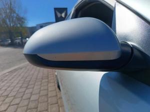 Kia Rio hatch 1.2 LS - Image 12