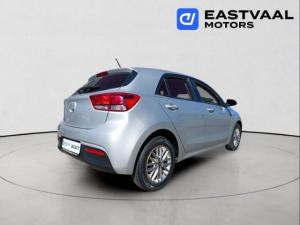 Kia Rio hatch 1.2 LS - Image 13