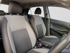 Hyundai i20 1.2 Motion - Image 11
