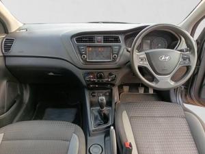 Hyundai i20 1.2 Motion - Image 20