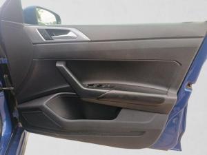 Volkswagen Polo hatch 1.0TSI Highline auto - Image 11