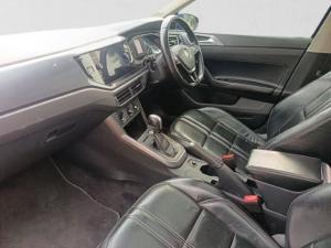 Volkswagen Polo hatch 1.0TSI Highline auto - Image 15