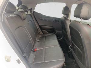 Hyundai Grand i10 1.2 Fluid hatch manual - Image 12