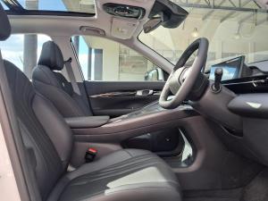 Geely E5 EM-i Apex - Image 18