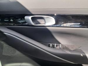 Geely E5 EM-i Apex - Image 19
