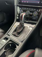 Volkswagen Golf GTI - Image 10