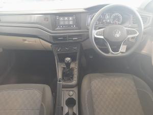 Volkswagen Polo sedan 1.6 Life - Image 17