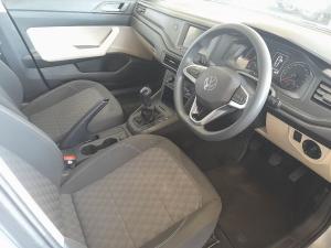 Volkswagen Polo sedan 1.6 Life - Image 9
